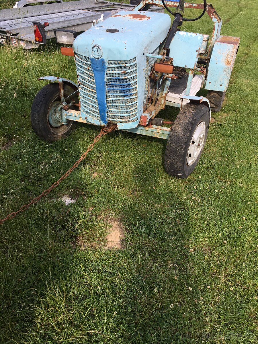 Malotraktor domácí výroby - 2