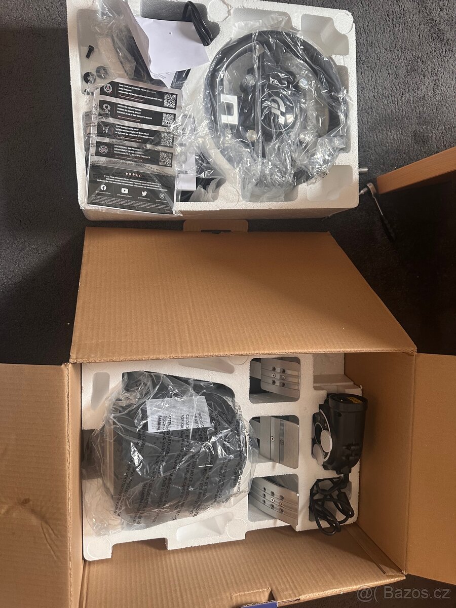 Thrustmaster T-GT II - 2