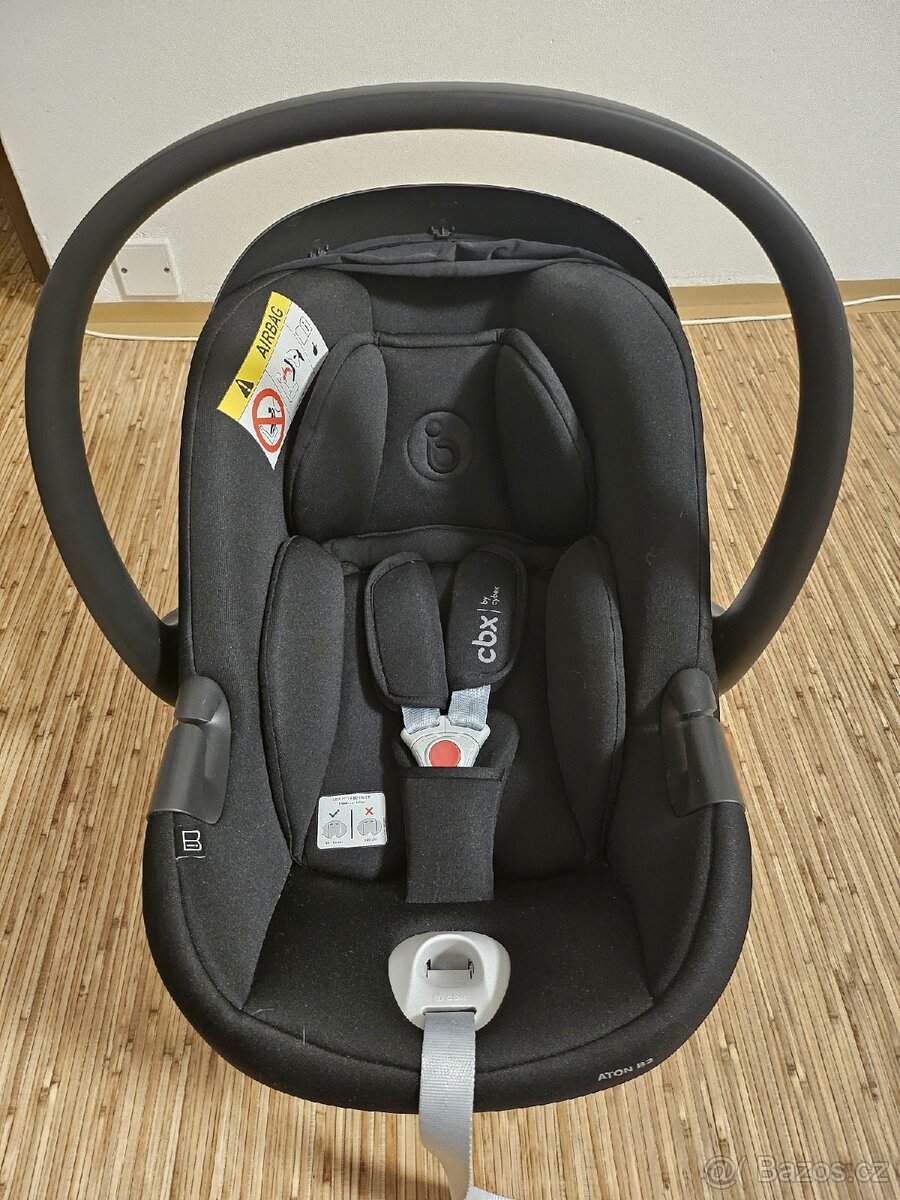 Dětská autosedačka - 2