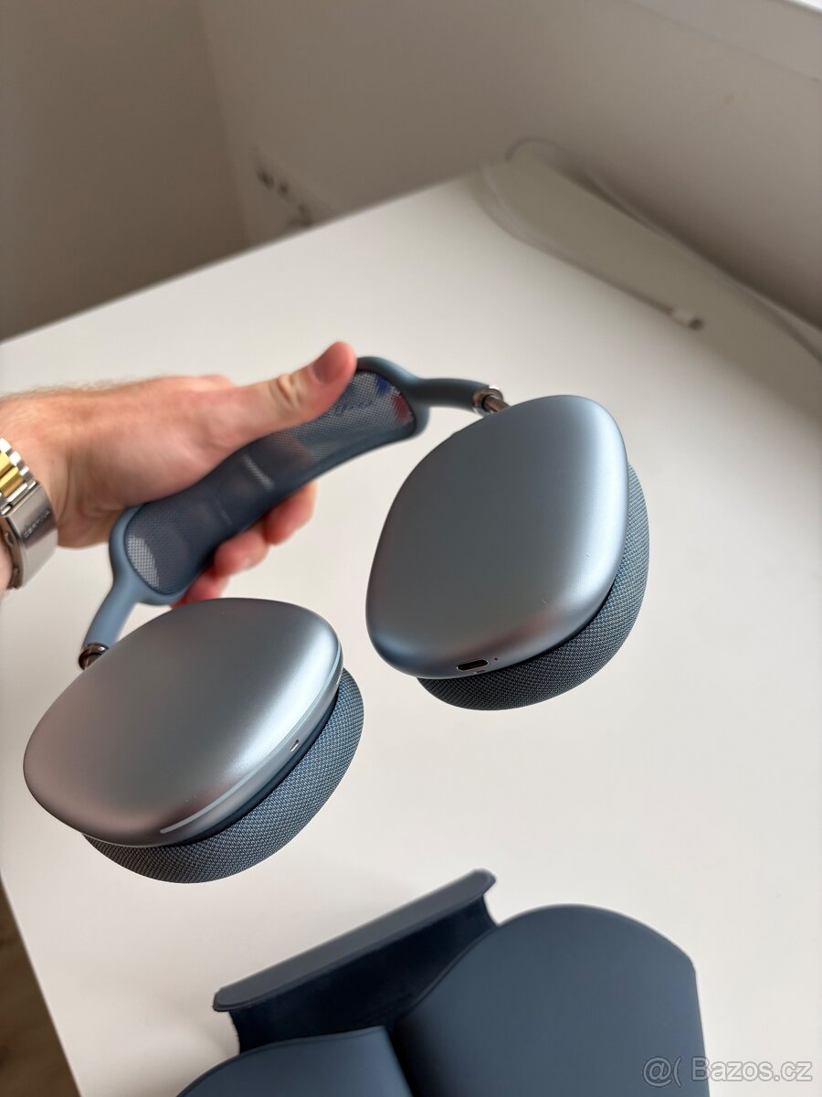 Apple AirPods Max Modrá (2024) - 2