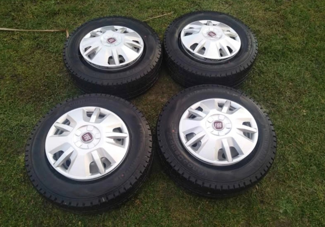 Pneu 215/70R 15 C - 2