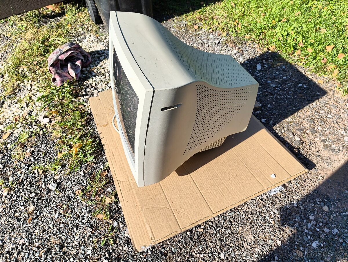 AOC Monitor 19" - 2
