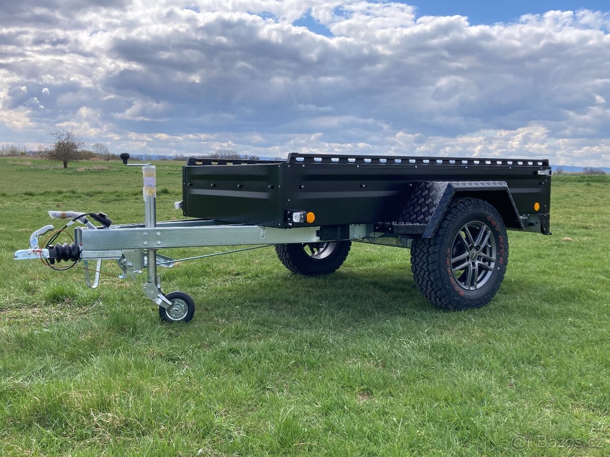 Přívěs Valník Bržděný 1.3T Offroad BLACKOUT Bockmann