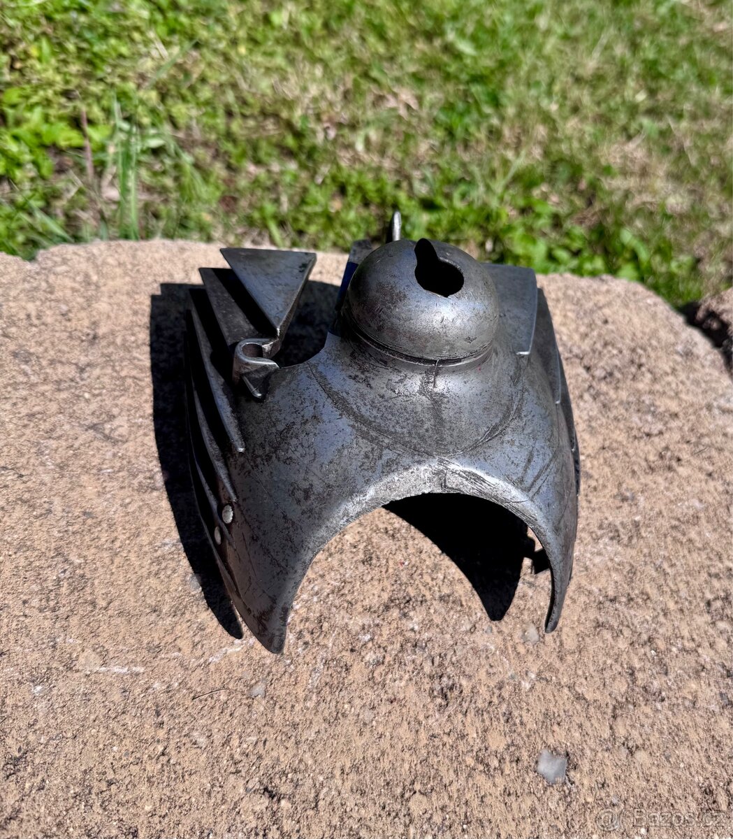 Jawa 250 pérák FJ - kryt karburátoru - 2