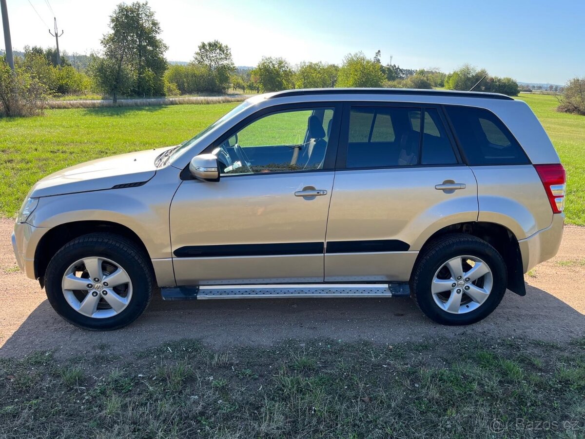 SUZUKI GRAND VITARA II 2.4VVTI 124kw MANUÁL BENZIN TAŽNÉ - 2