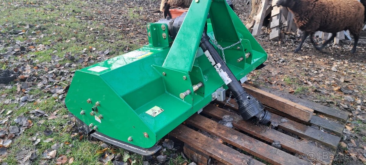 Mulčovač za traktor EFG 125 s náhonem - 2