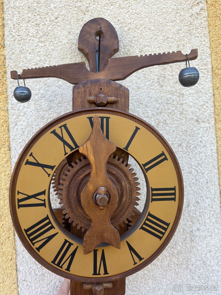 Dřevěné lihýřové hodiny - 2