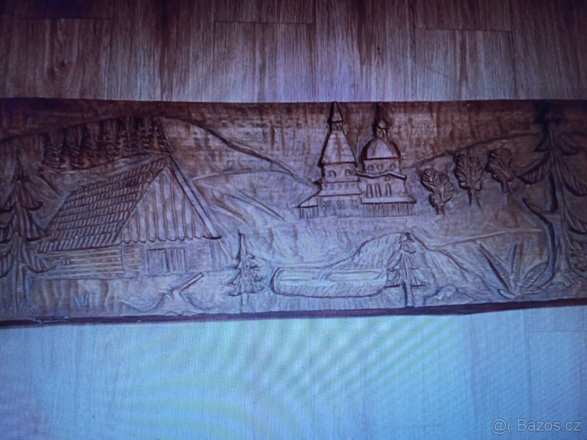 Ručně vyřezávaný dřevěný obraz - 2