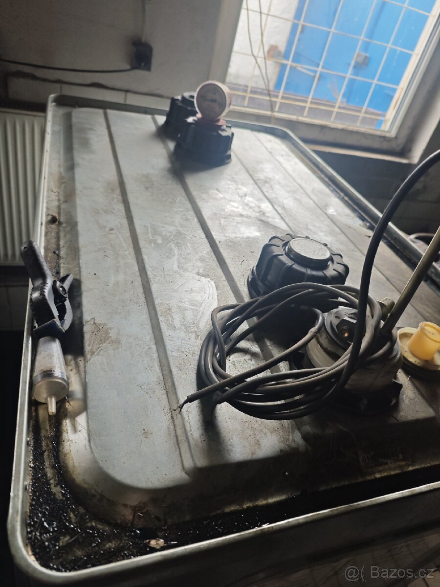 Dvouplášťová nádrž na olej - 2