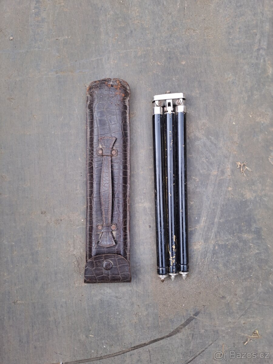 Stativ starožitný - 2