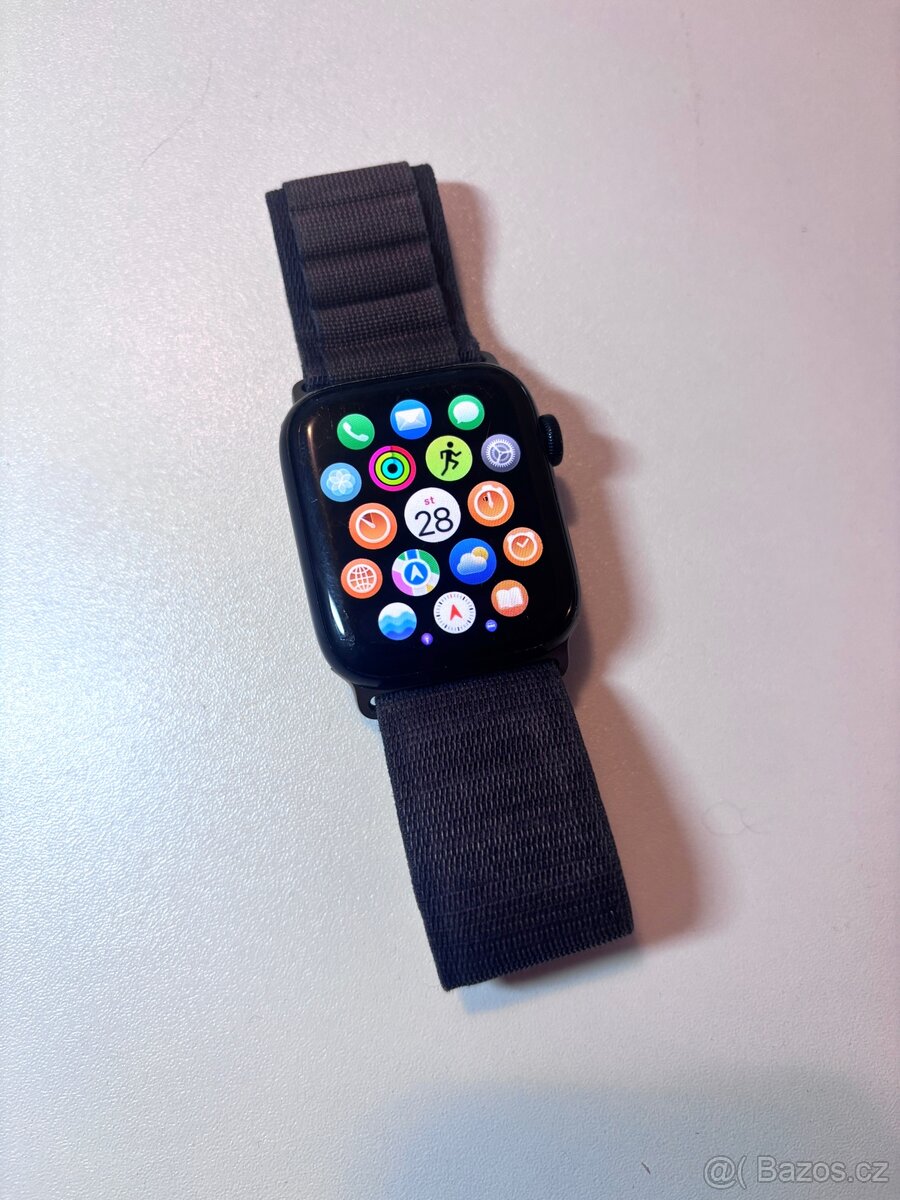 Apple watch SE 2023 44mm - 2