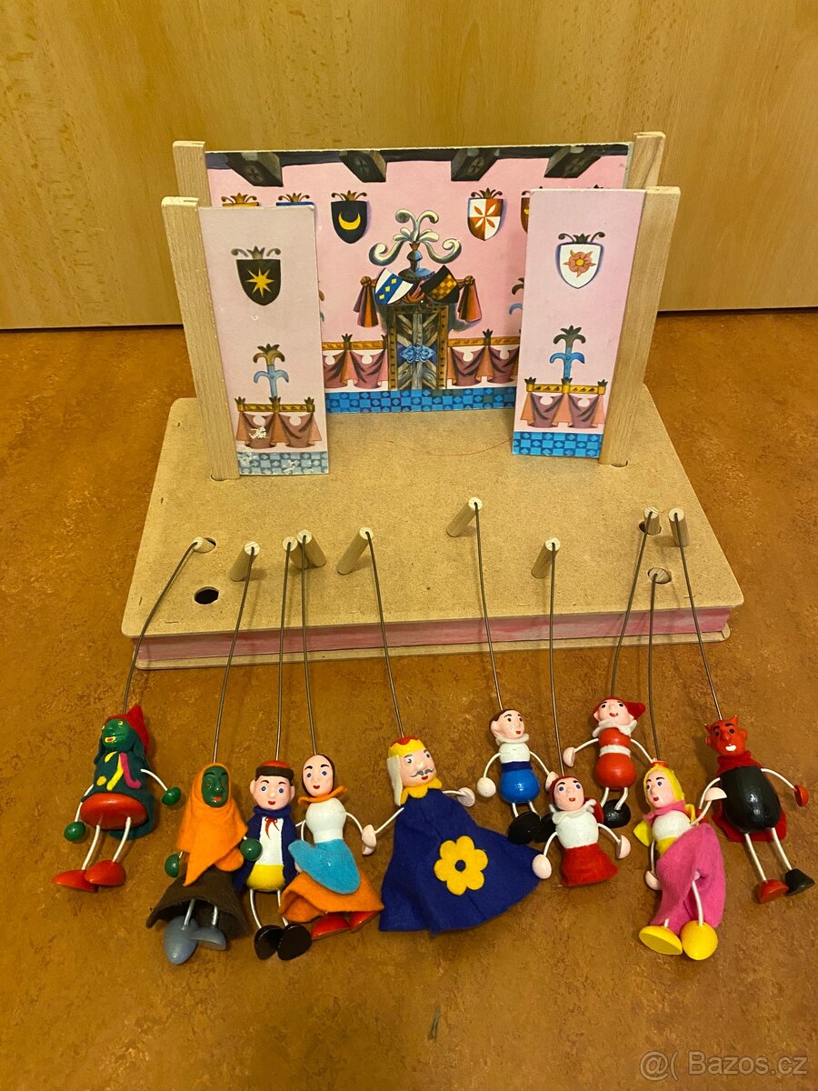 Dřevěné loutkové divadlo - 2
