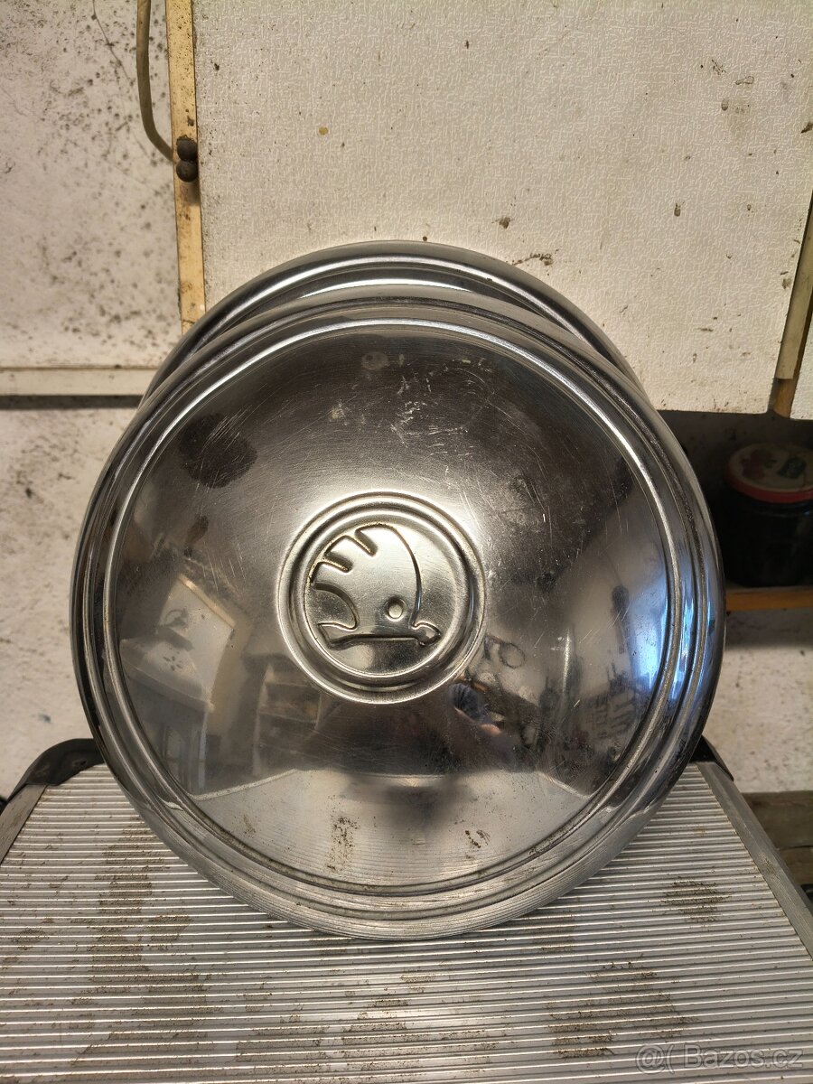 Poklice škoda 100 - 2