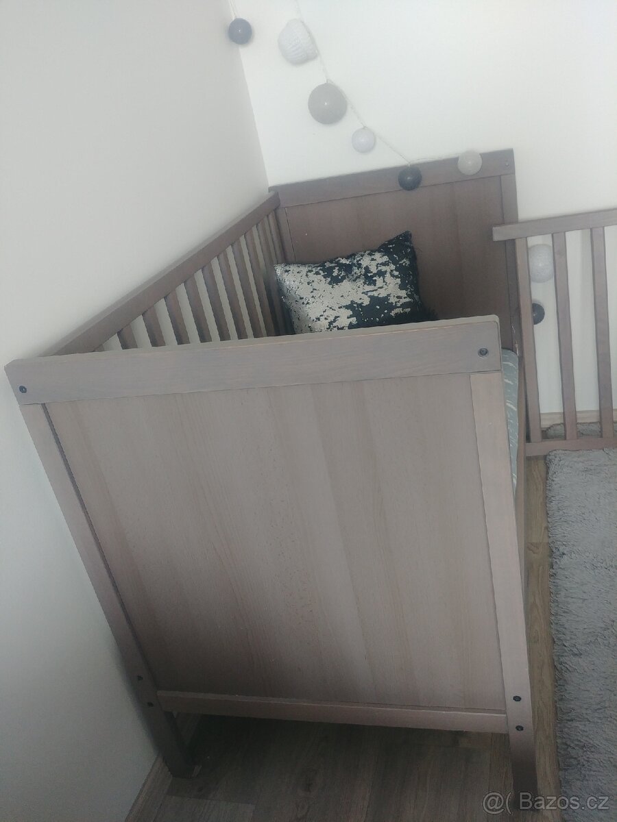 Dětská postýlka - 2