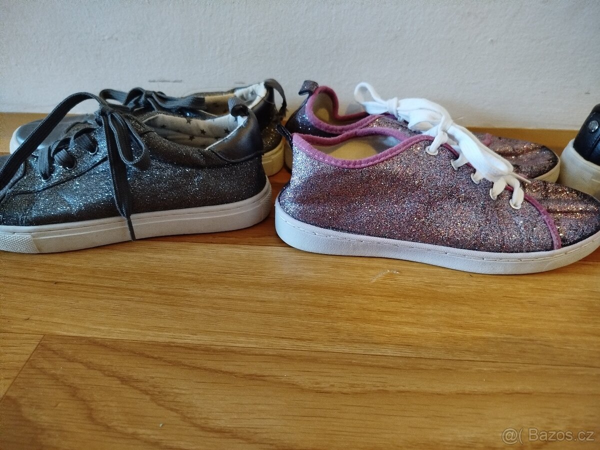 Lesklé botasky vel 36 - 2