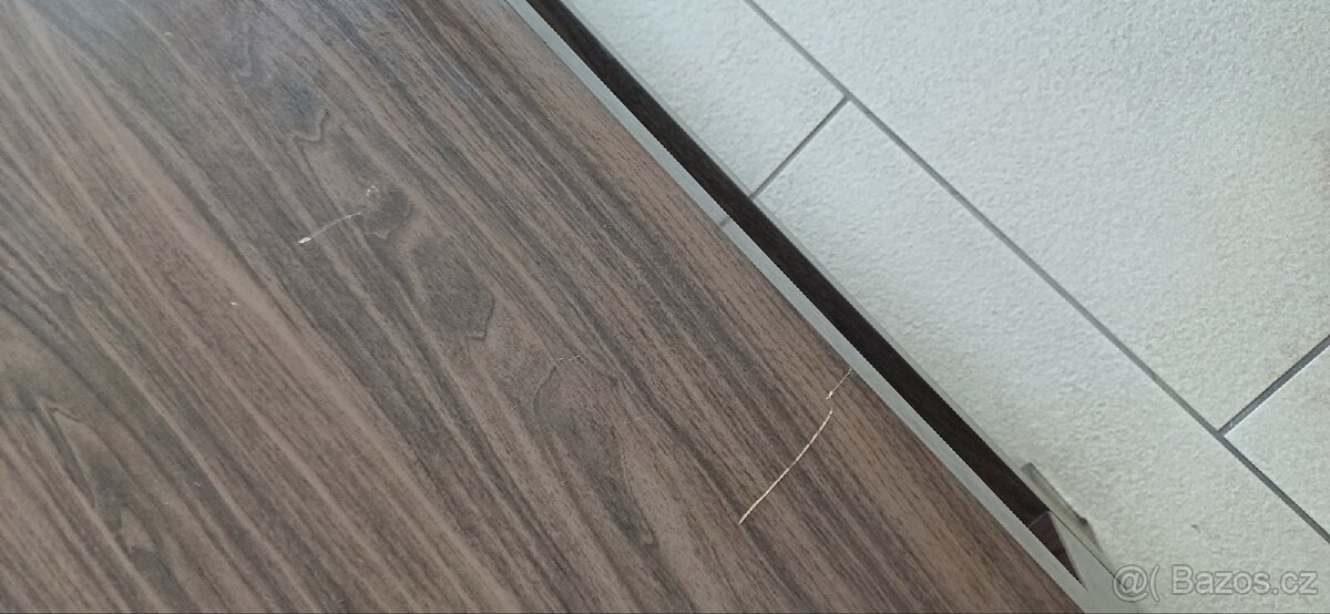 Televizní stolek - 2