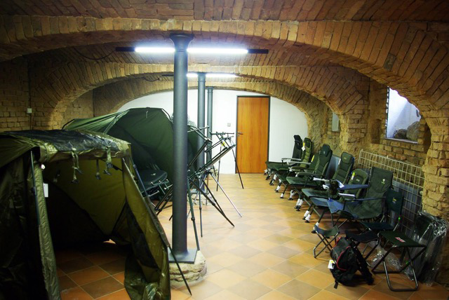 Přenechám prodejnu rybářských potřeb - 2