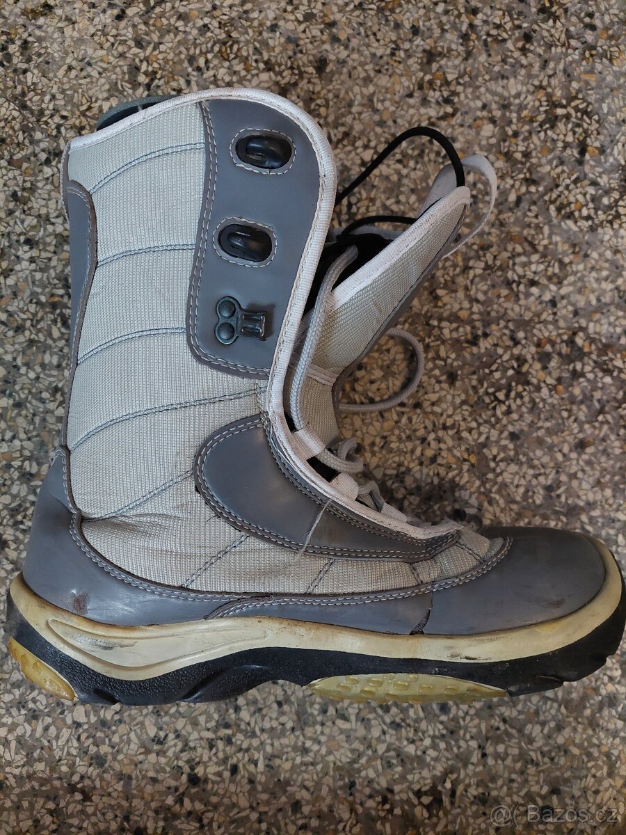 Snowboardové boty Chos boots – velikost 10 - 2