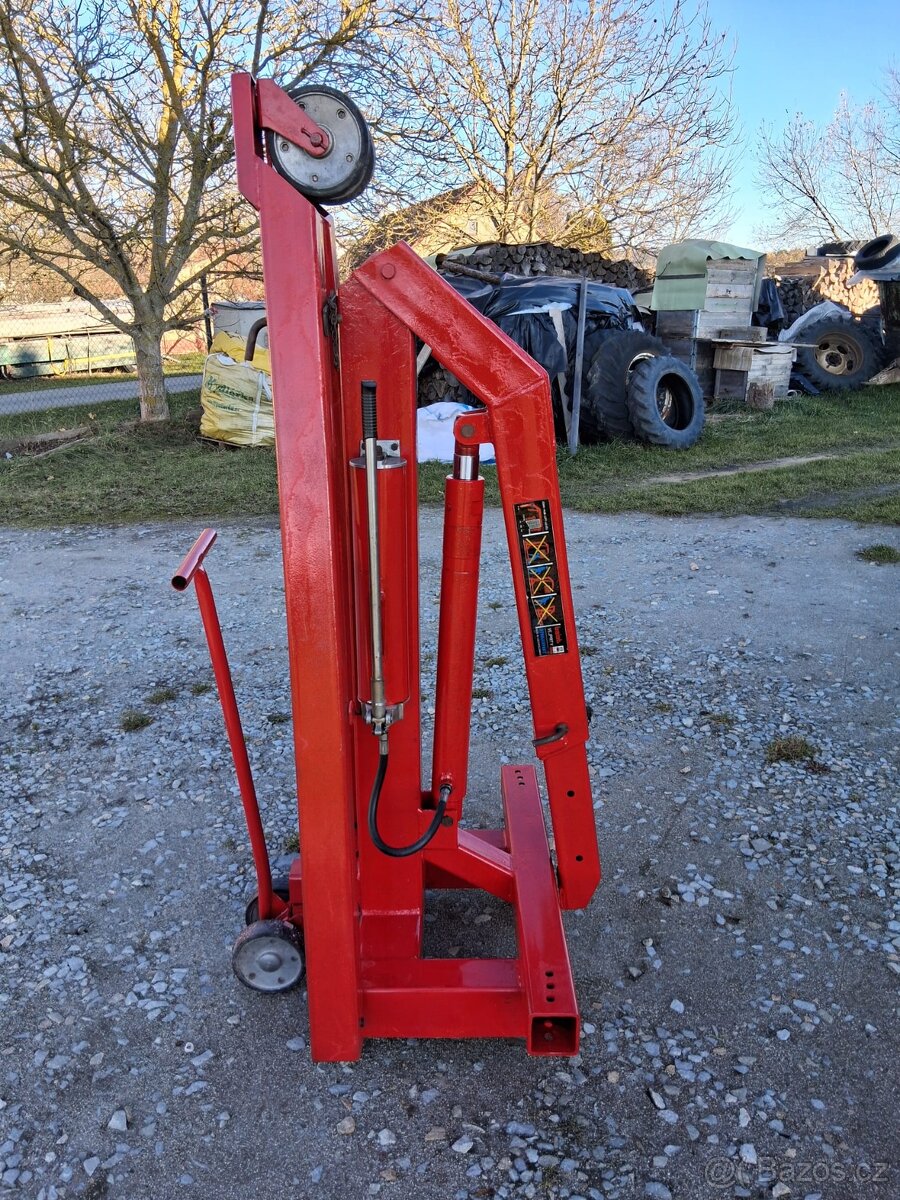 Dílenský jeřáb Belet Vejprty typ j12rs - 2