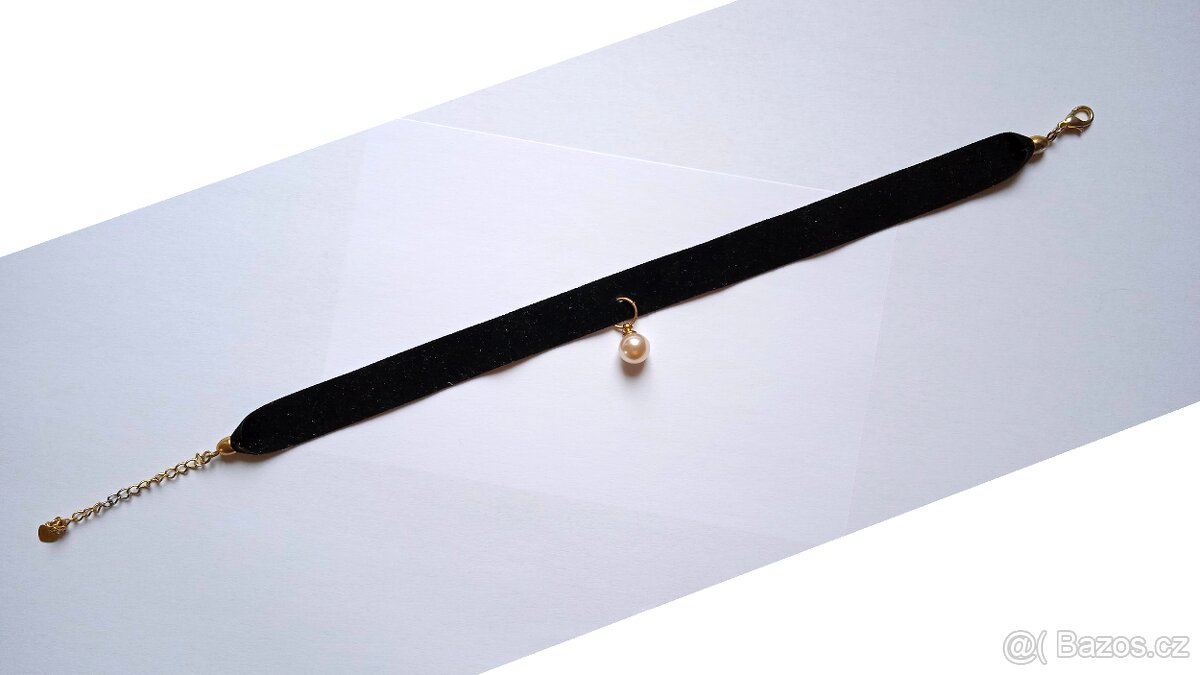 SAMETOVÝ NÁHRDELNÍK S PERLOU - 2