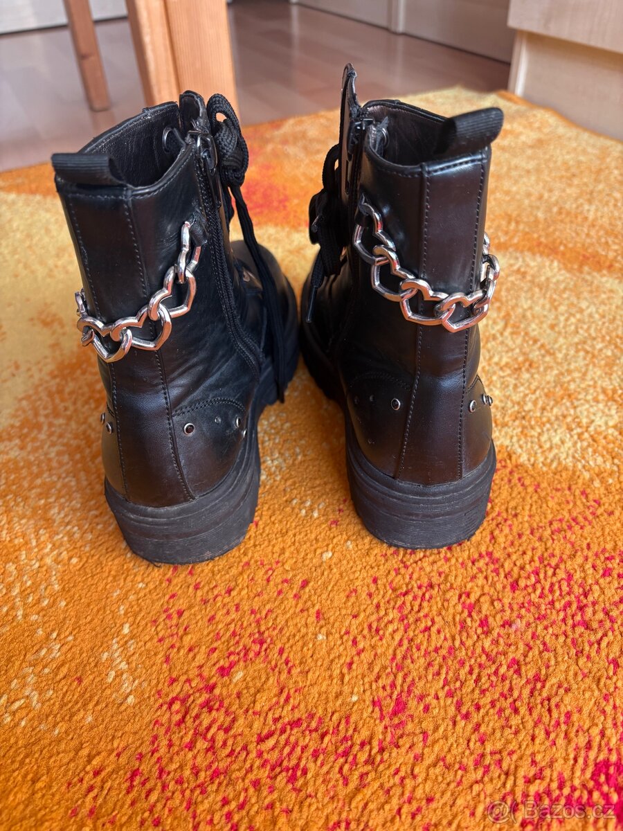 Černé jarní podzimní boty 36 polobotky - 2