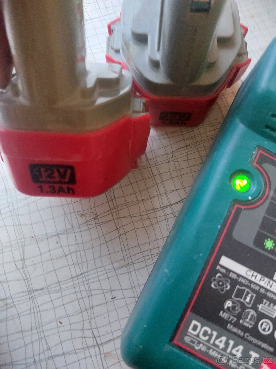 Makita nabíječka 2×baterie - 2