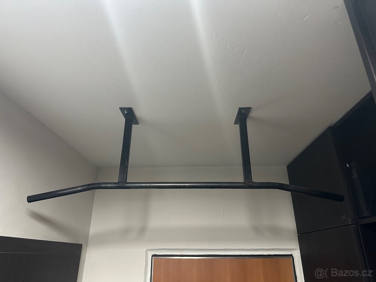 Hrazda na strop - 2