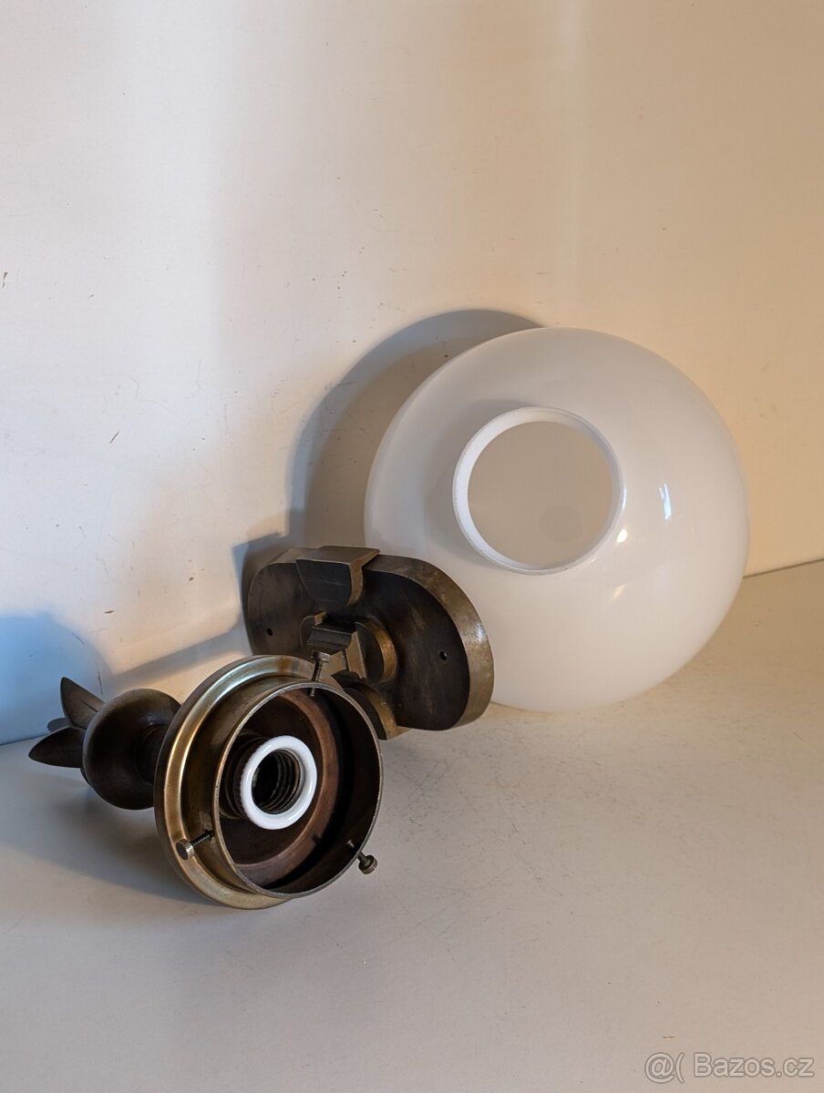 Art Deco kubistická mosazná nástěnná lampa, lampička - 2