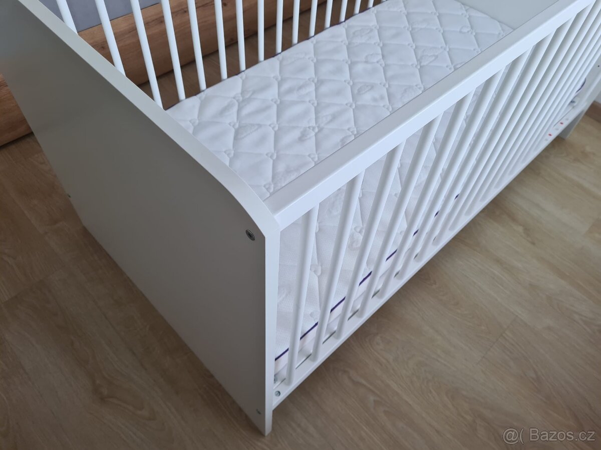Dětská postýlka - 2