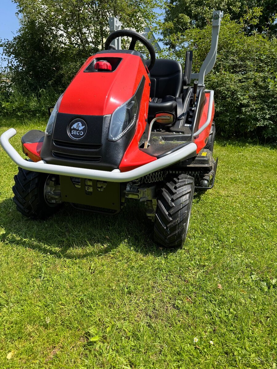 Zahradní traktor SECO GOLIATH 4x4 - 2