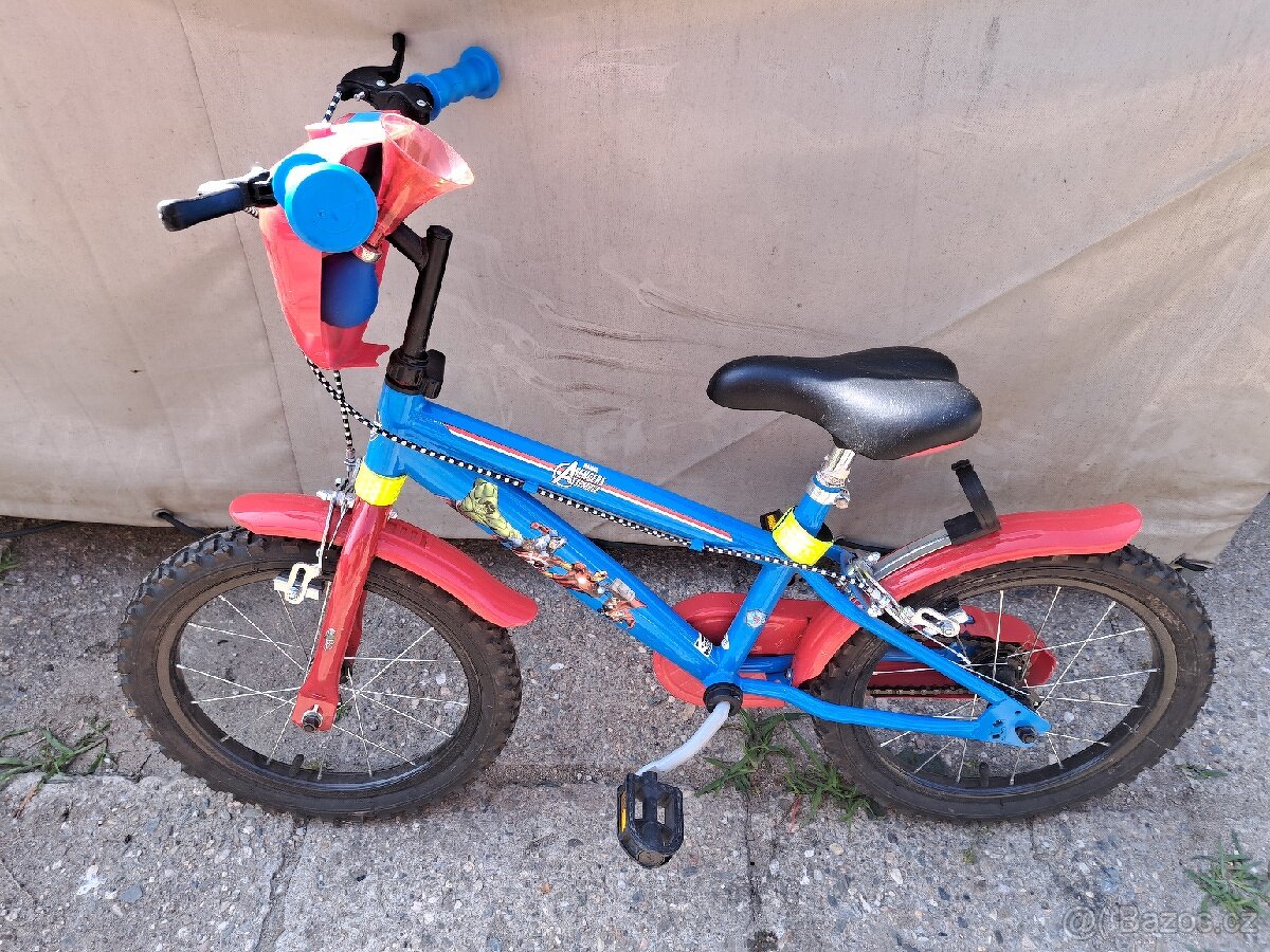 Dětské kolo Avengers
- 2