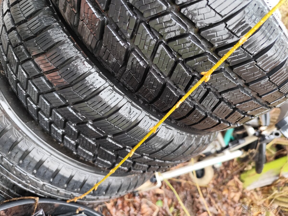 Zimní 185/60/14 Barum - 2