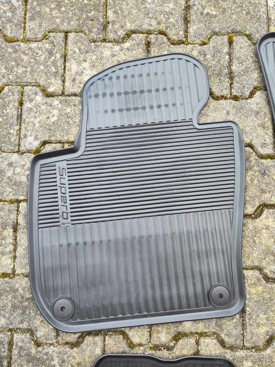 Originální gumové koberce Škoda Superb 2 - 2