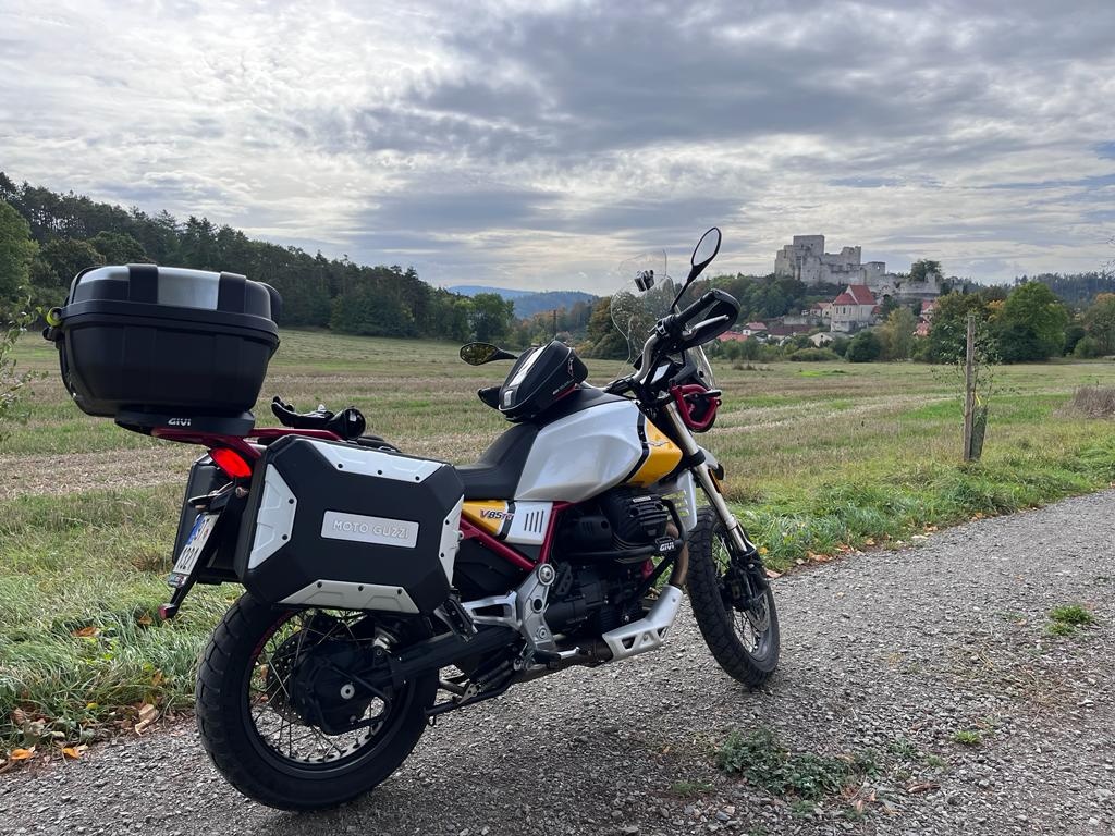 Prodám Moto Guzzi V85TT - 2