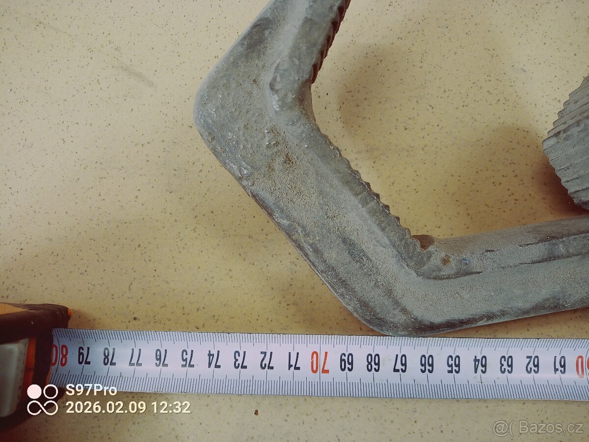 Kloubový hasák - 2