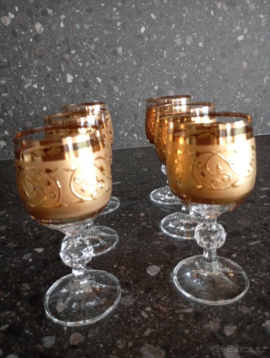 6 skleniček nepoužitých - 2
