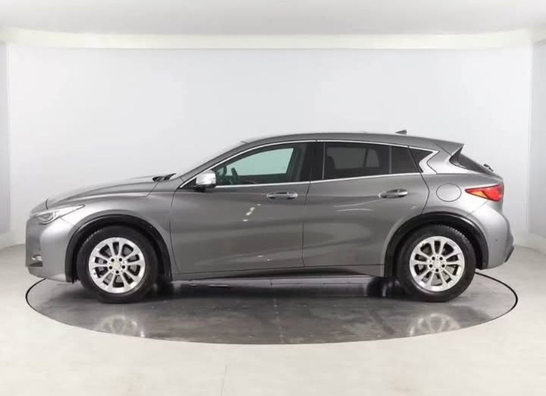 Infinity q30 - 2
