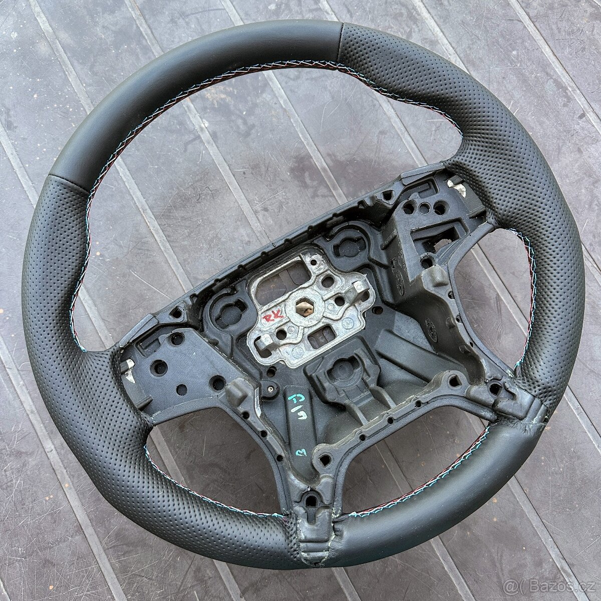 Volvo XC90, XC60, V70... nový kožený volant - 2