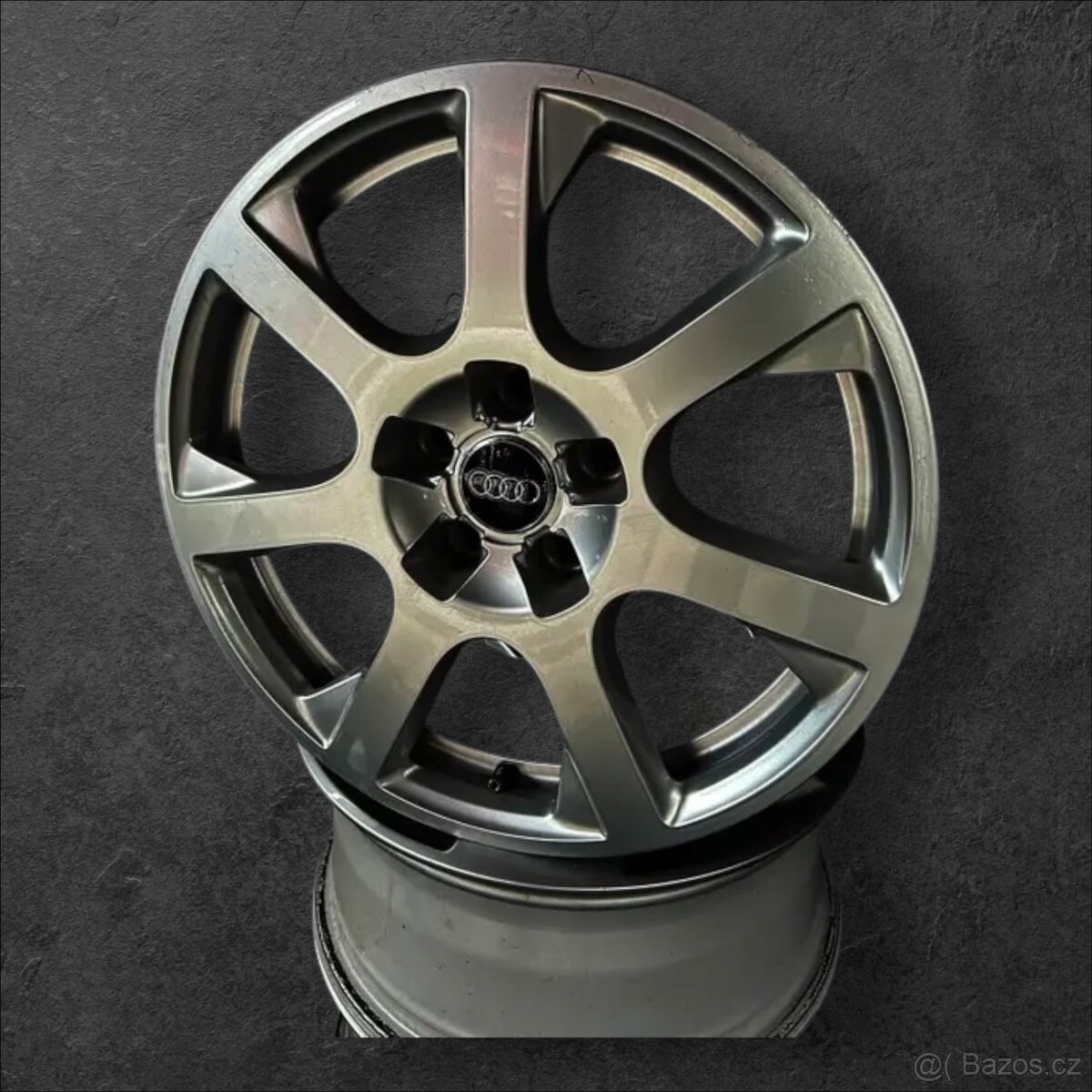 Zánovní originální alu kola Audi 5x112 r17 - 2