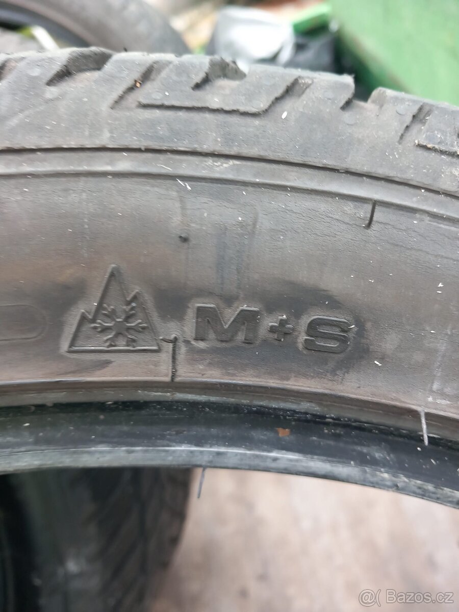 Prodám zimní pneumatiky Fulda 225/45 R17 – 4 ks - 2