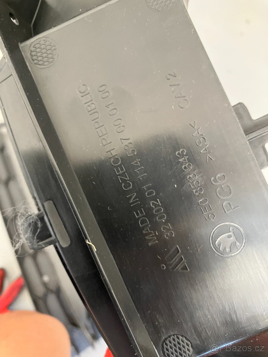 maska horni cast masky skoda octavia iii 3 17- - 2