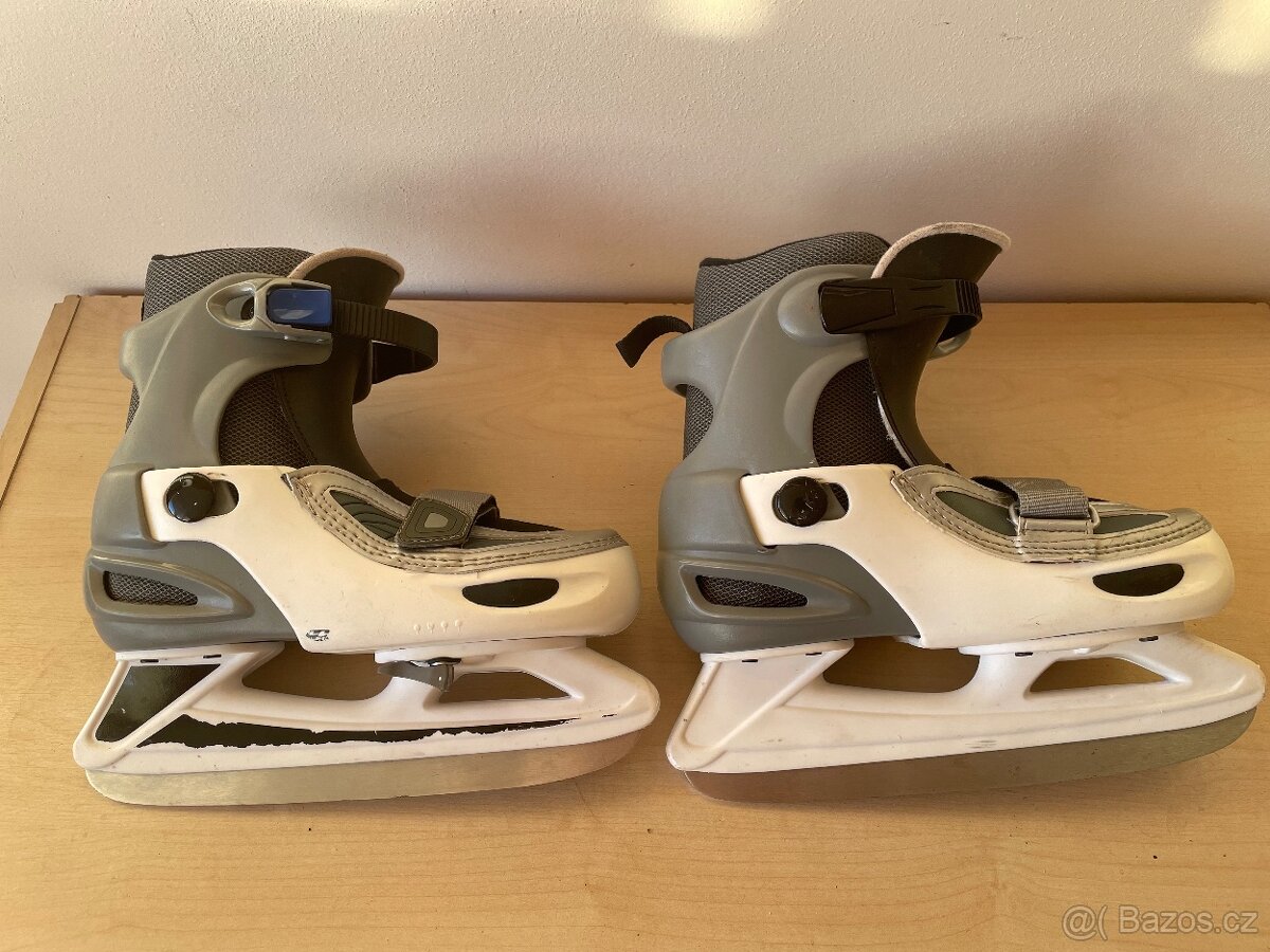 Dětské nastavovací brusle vel.35 - 38 - 2
