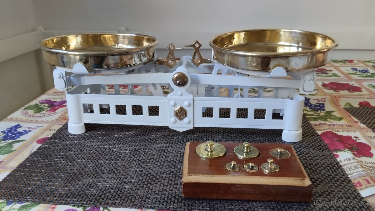 Stolní kuchyňská váha - 2