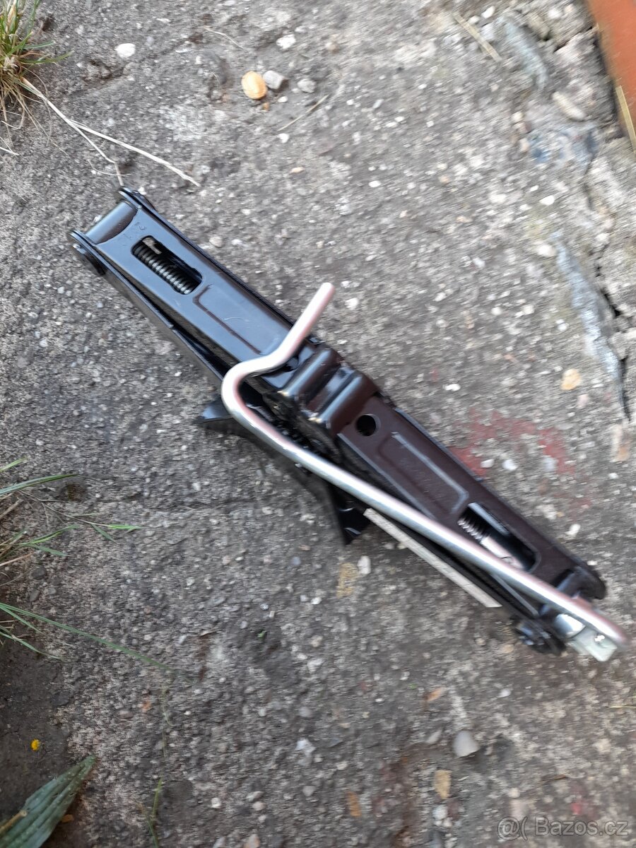 Citroën / Peugeot originální hever - 2