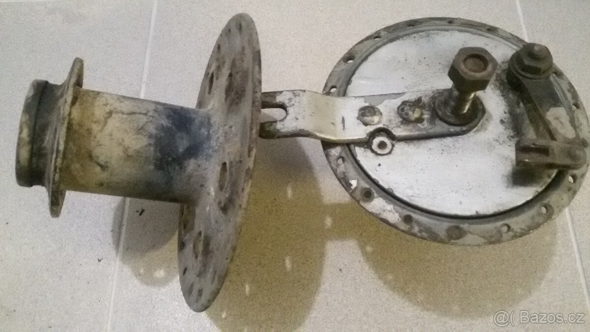 Náboj kola na předválečnou ČZ - 2