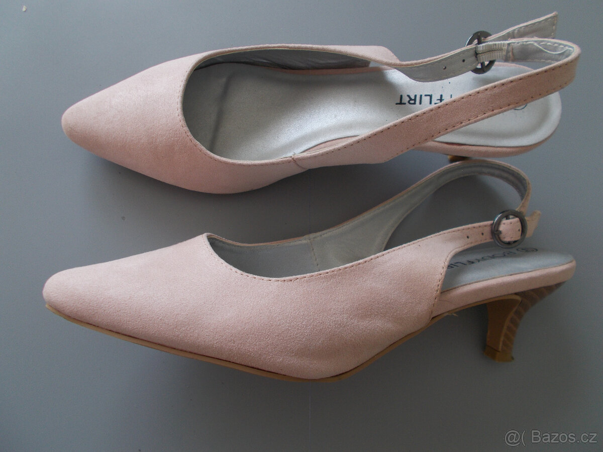 Dámské střevíčky a tenisky - 2