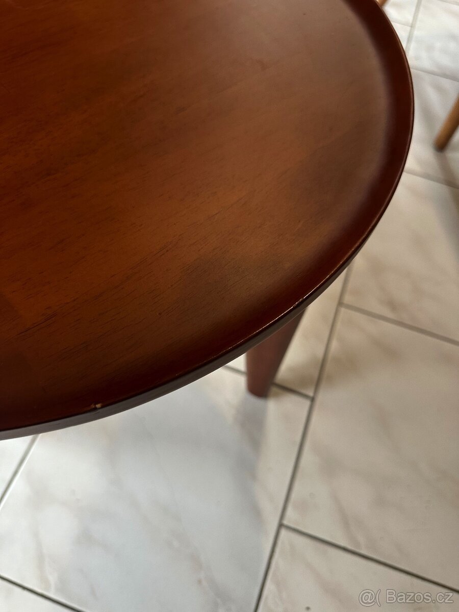 Stoliček Tray Coffee Table - 2