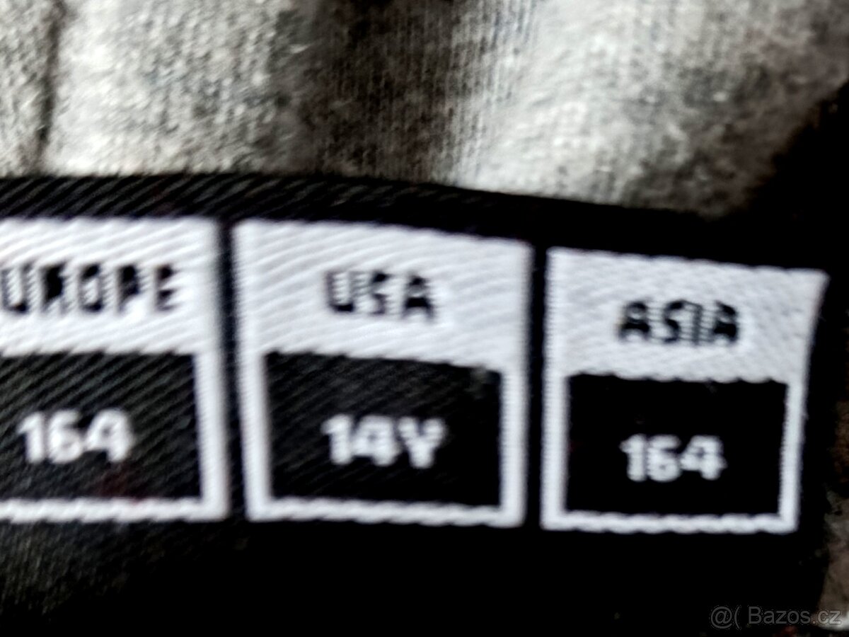 Černá mikina Hummel - 2