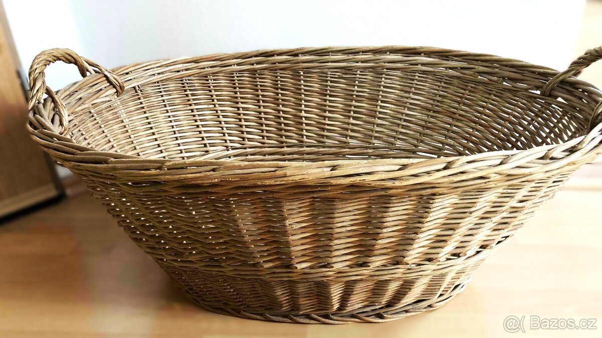 Velký proutěný koš - 2