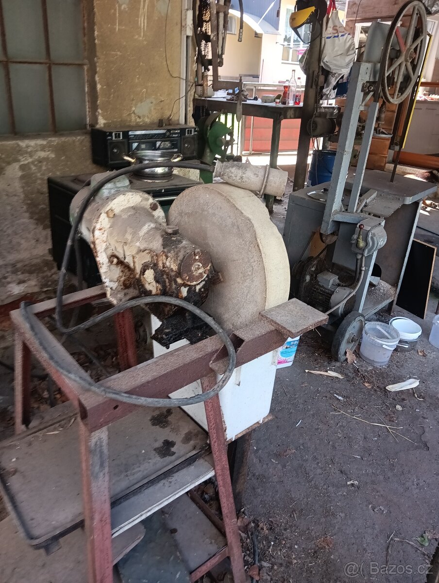 Piskovcový brus na nože - 2